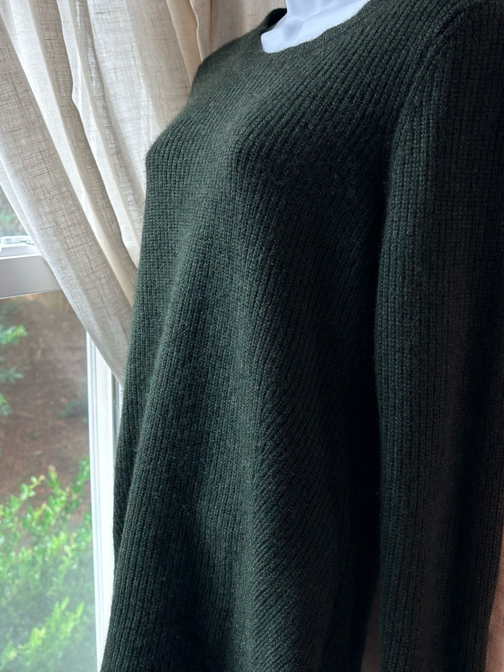 🌲 The Cashmere Project Forest Green Olive
100% Cashmere Rib Knit Sweater M - Picture 2 of 8